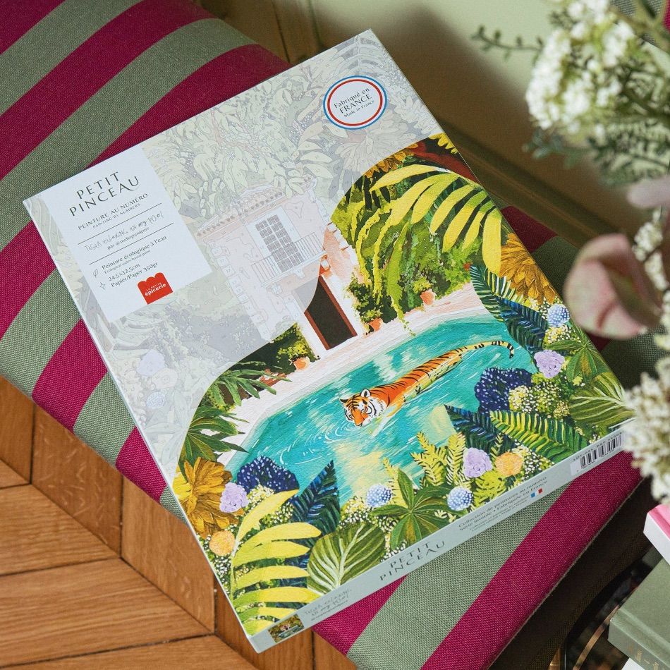 Coffret peinture tiger relaxing in my pool – Image 4